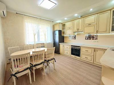 квартира по адресу Кондратюка Юрия ул., 3