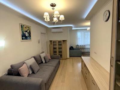 квартира за адресою Патріарха Мстислава Скрипника вул., 48-А