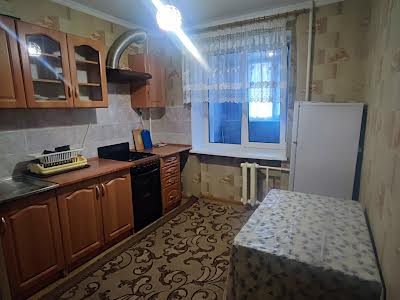 квартира за адресою Олексія Вадатурського вул., 16