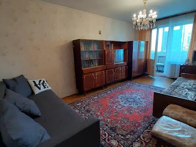 квартира за адресою Анатолія Солов'яненка вул. (Олександра Бойченка), 8