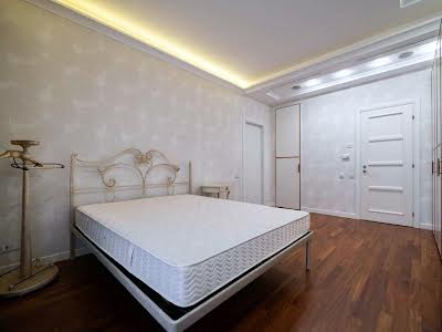 квартира по адресу Александра Конисского ул., 45-49