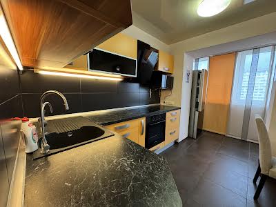 квартира за адресою Слави бульв., 21