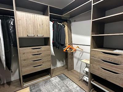 квартира за адресою с. Крижанівка, Дрезденська вул., 13