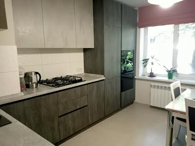 квартира за адресою Новорічна вул., 49
