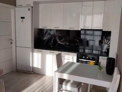 квартира за адресою Салютна вул., 2
