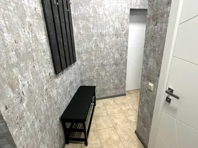 квартира за адресою Відродження, 3б
