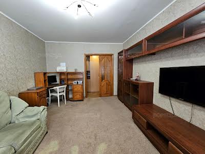 квартира по адресу Героев просп., 32