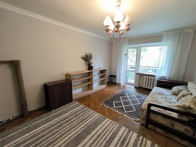 квартира за адресою Золотоустівська вул., 51