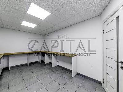 коммерческая по адресу Антоновича ул., 131