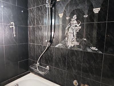 квартира по адресу Леся Сердюка ул. (Командарма Корка), 20