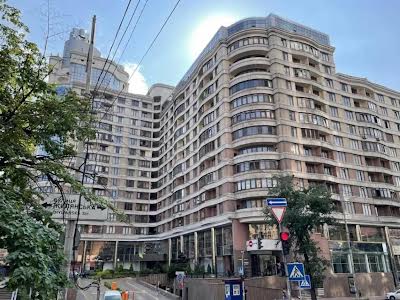 квартира по адресу Жилянская ул., 59