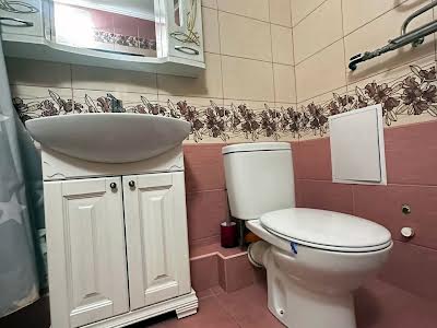 квартира за адресою Урлівська вул., 30