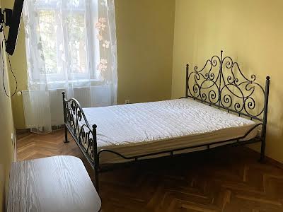 квартира за адресою Генерала Тараса Чупринки вул. (Пушкіна), 60