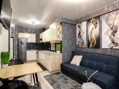 квартира за адресою Дениса Січинського вул., 2а