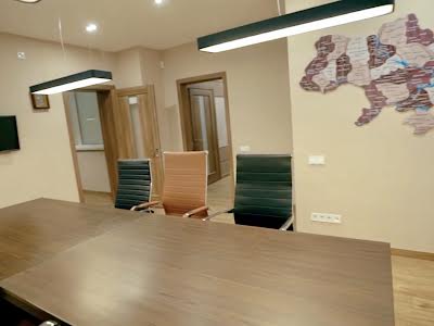 коммерческая по адресу Паркова ул., 1