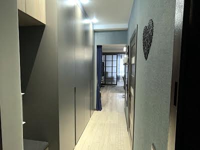 квартира за адресою Михайла Максимовича вул. (Онуфрія Трутенка), 24б