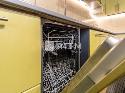 будинок за адресою Євгена Коновальця вул., 287
