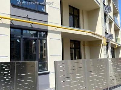 квартира за адресою Богатирська вул., 32