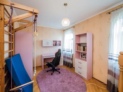 квартира по адресу Рожівська, 8