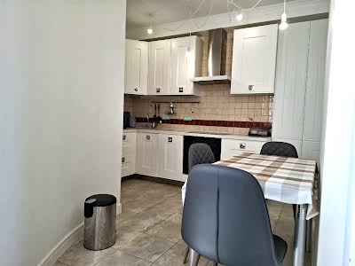квартира за адресою Петра Калнишевського вул. (Михайла Майорова), 7