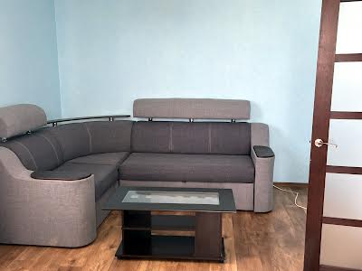 квартира за адресою Олени Пчілки вул., 3
