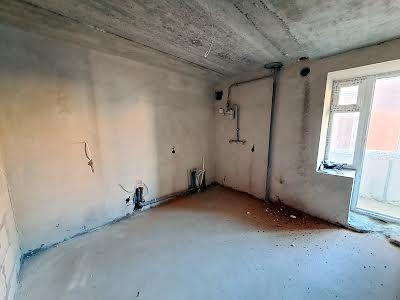 квартира за адресою Степана Бандери просп., 83-Б