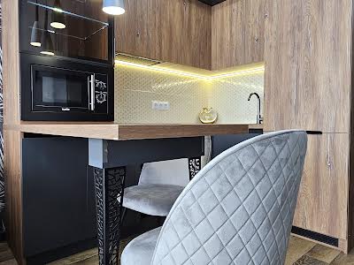 квартира по адресу Ивано-Франковск, Романа Левицкого ул., 1