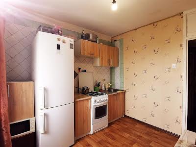квартира за адресою Олександра Кукурби вул. (Космонавта Комарова), 3