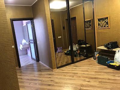 квартира за адресою Польова вул., 73