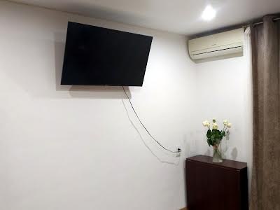 квартира за адресою Олени Теліги вул., 43