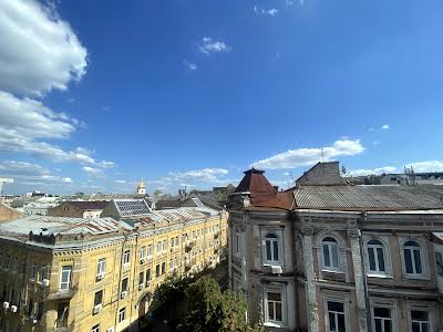 квартира за адресою Рейтарська вул., 31/16