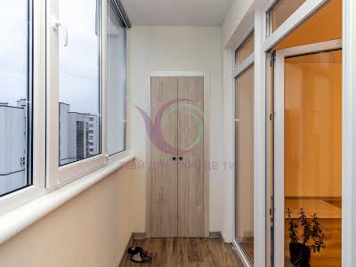 квартира за адресою Гната Хоткевича вул., 44г к2