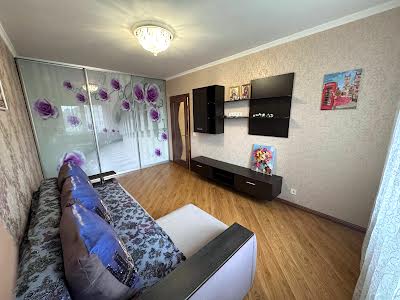 квартира за адресою Бориса Гмирі вул., 18