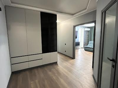 квартира по адресу Краковская ул., 27а