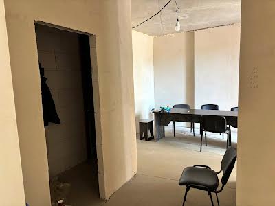 комерційна за адресою Краснова вул., 3
