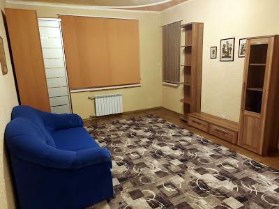 квартира за адресою Івана Мазепи просп. (Петровського), 1