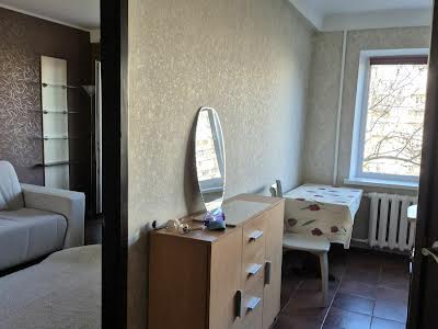квартира за адресою Мілютенка вул., 11б