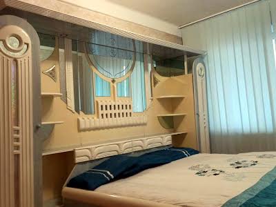 квартира за адресою Дніпровська набережна вул., 9а