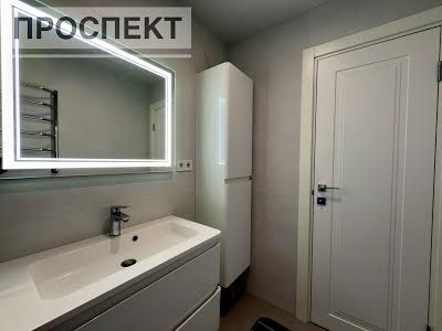 квартира за адресою Михайла Лушпи просп., 2/2