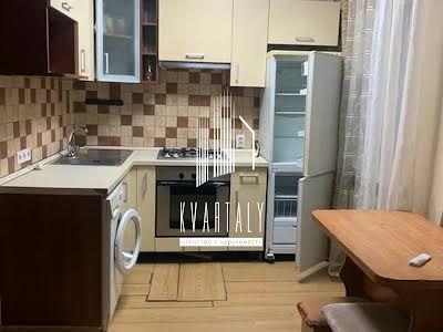 квартира за адресою Тополева вул., 5