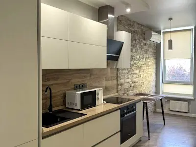 квартира за адресою Регенераторна вул., 4