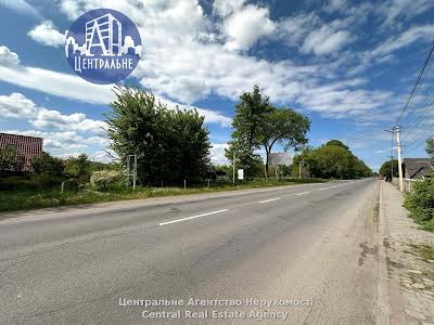 комерційна за адресою Садова, 2А