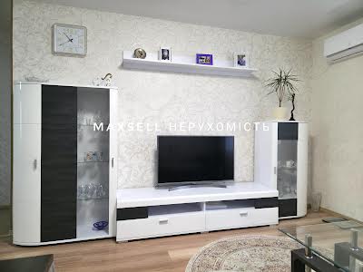 квартира за адресою Михайла Лушпи просп., 5 к30