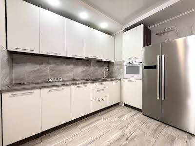 квартира за адресою Гранітна вул., 2