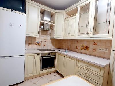 квартира за адресою Прирічна вул., 37