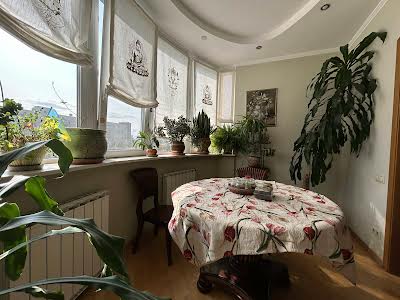 квартира по адресу Героев Сталинграда просп, 6