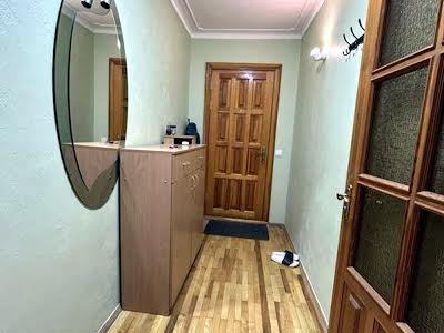 квартира по адресу Николая Ушакова ул., 4