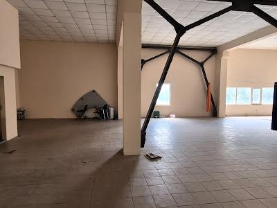 коммерческая по адресу Незалежності бульв. (50 років Жовтня), 53