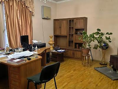 дом по адресу Кленовий пер.