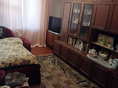 квартира по адресу Ревуцкого ул., 17б
